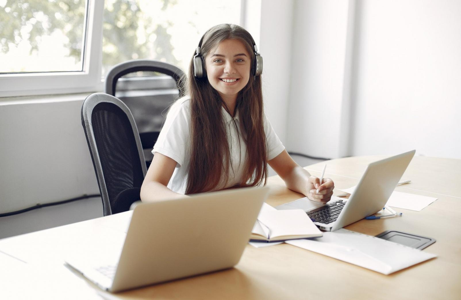 Профессиональная видеосъемка в студии